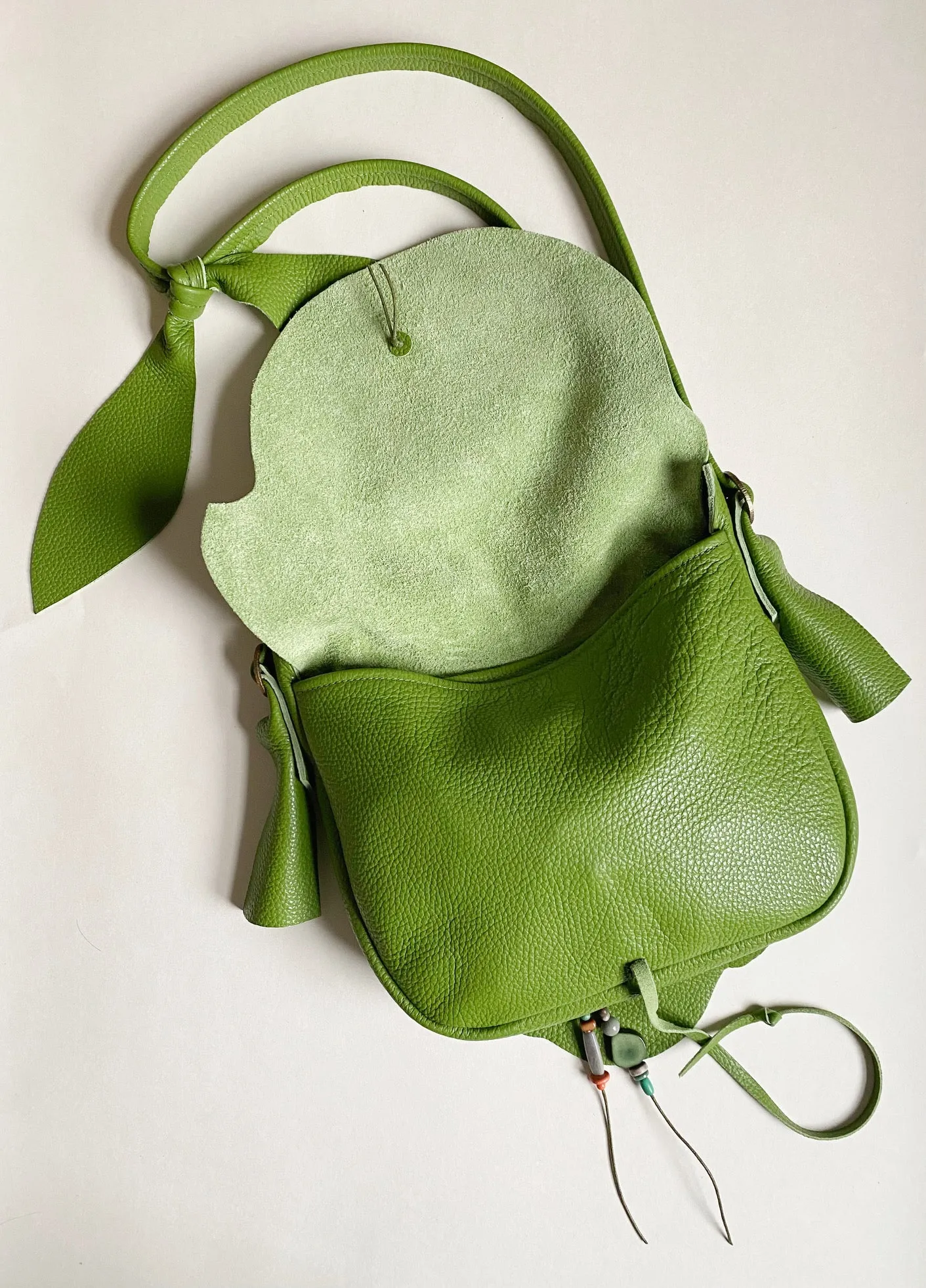 Knight Mills | Gaia Bag