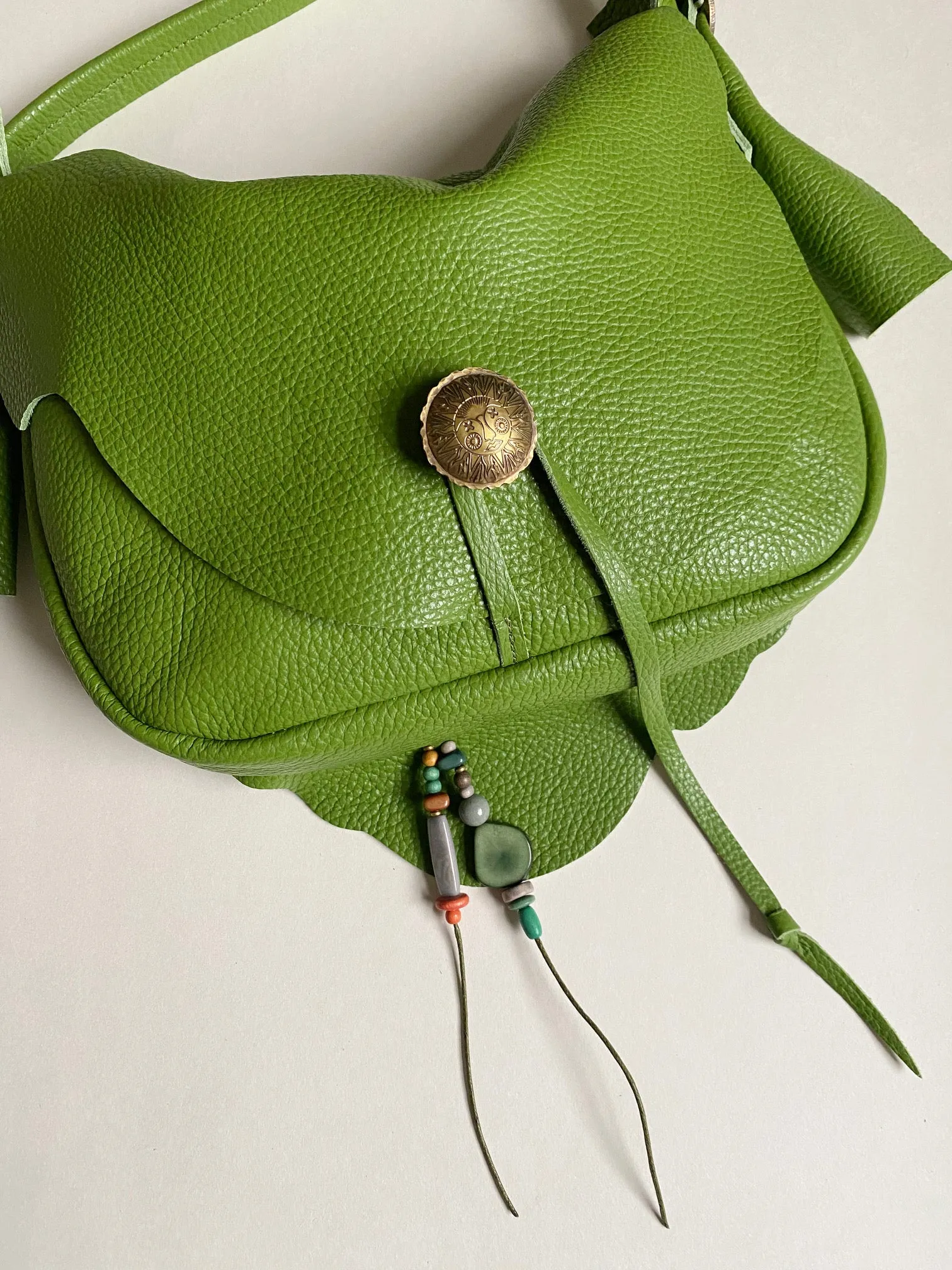 Knight Mills | Gaia Bag