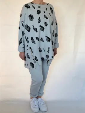 LEOPARD ZIP SWEATSHIRT