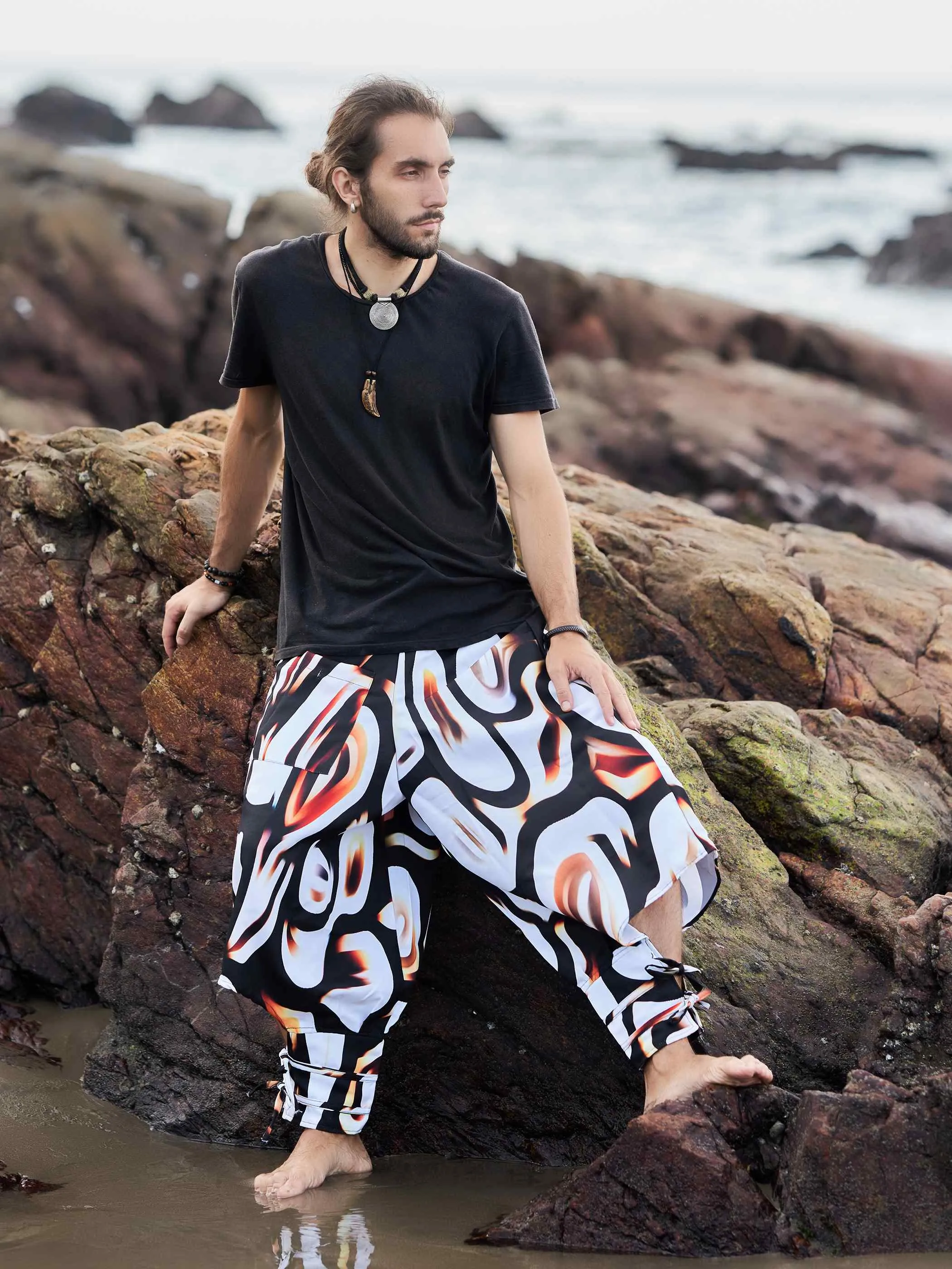 Men's Artistic Black White Vintage Hippy Harem Pants For Travel Yoga