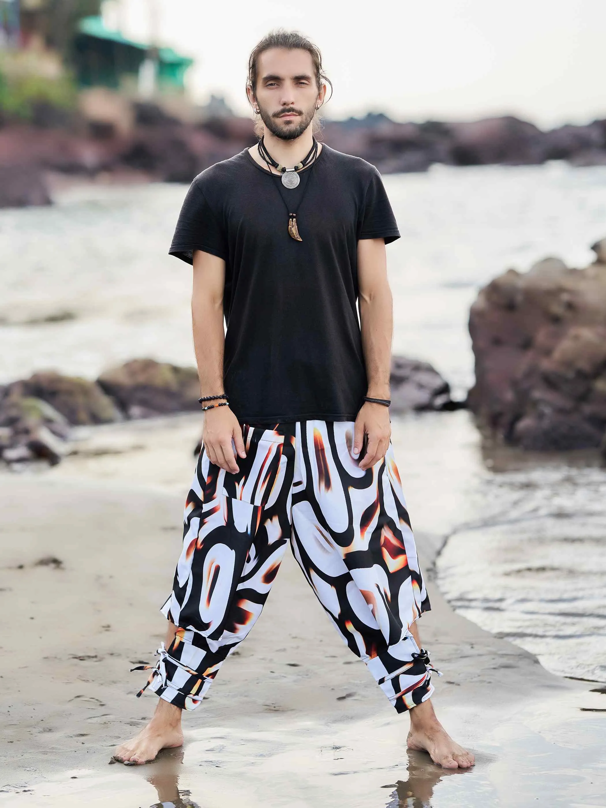Men's Artistic Black White Vintage Hippy Harem Pants For Travel Yoga