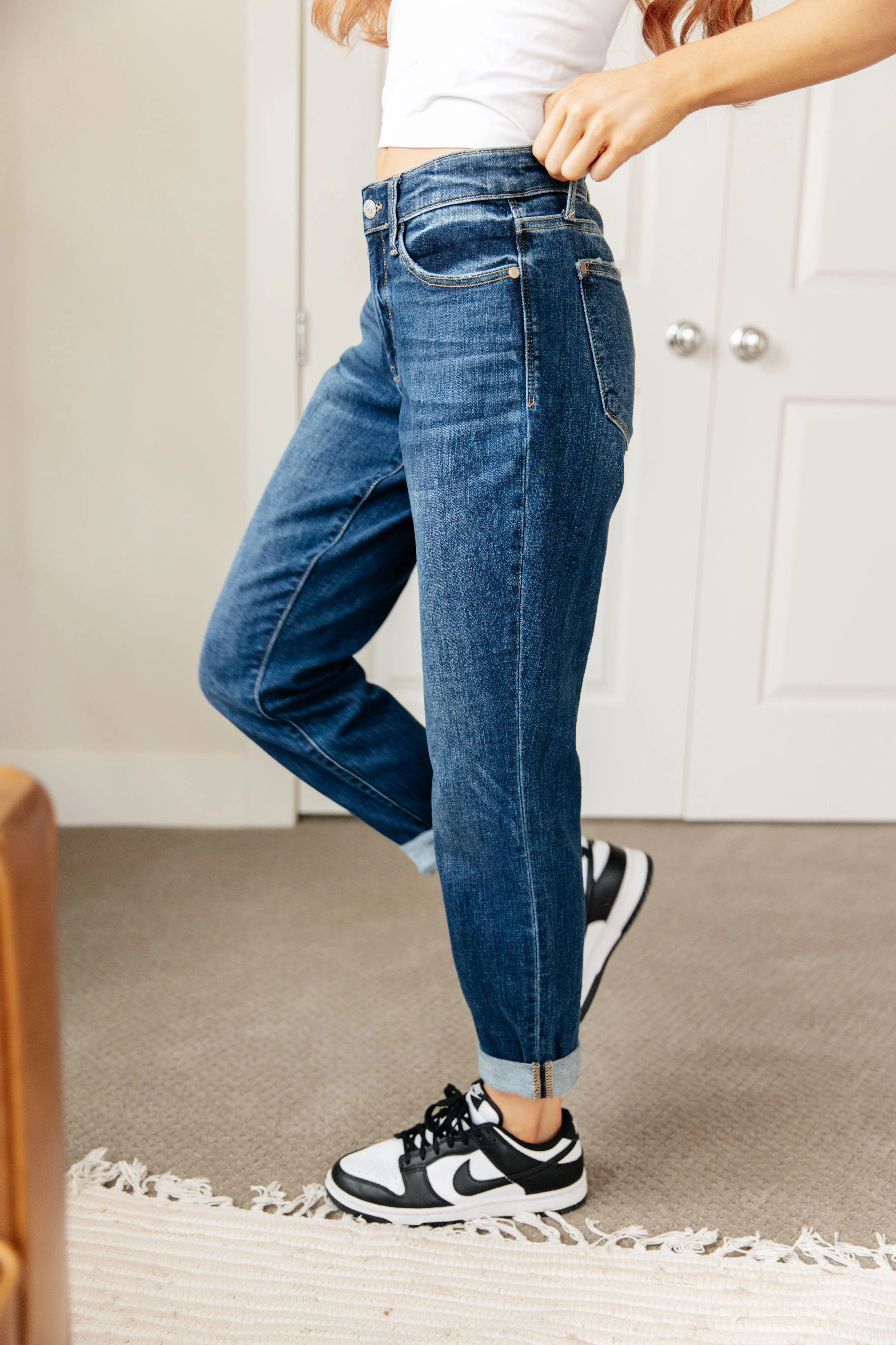 ONLINE EXCLUSIVE JUDY BLUE London Midrise Cuffed Boyfriend Jeans