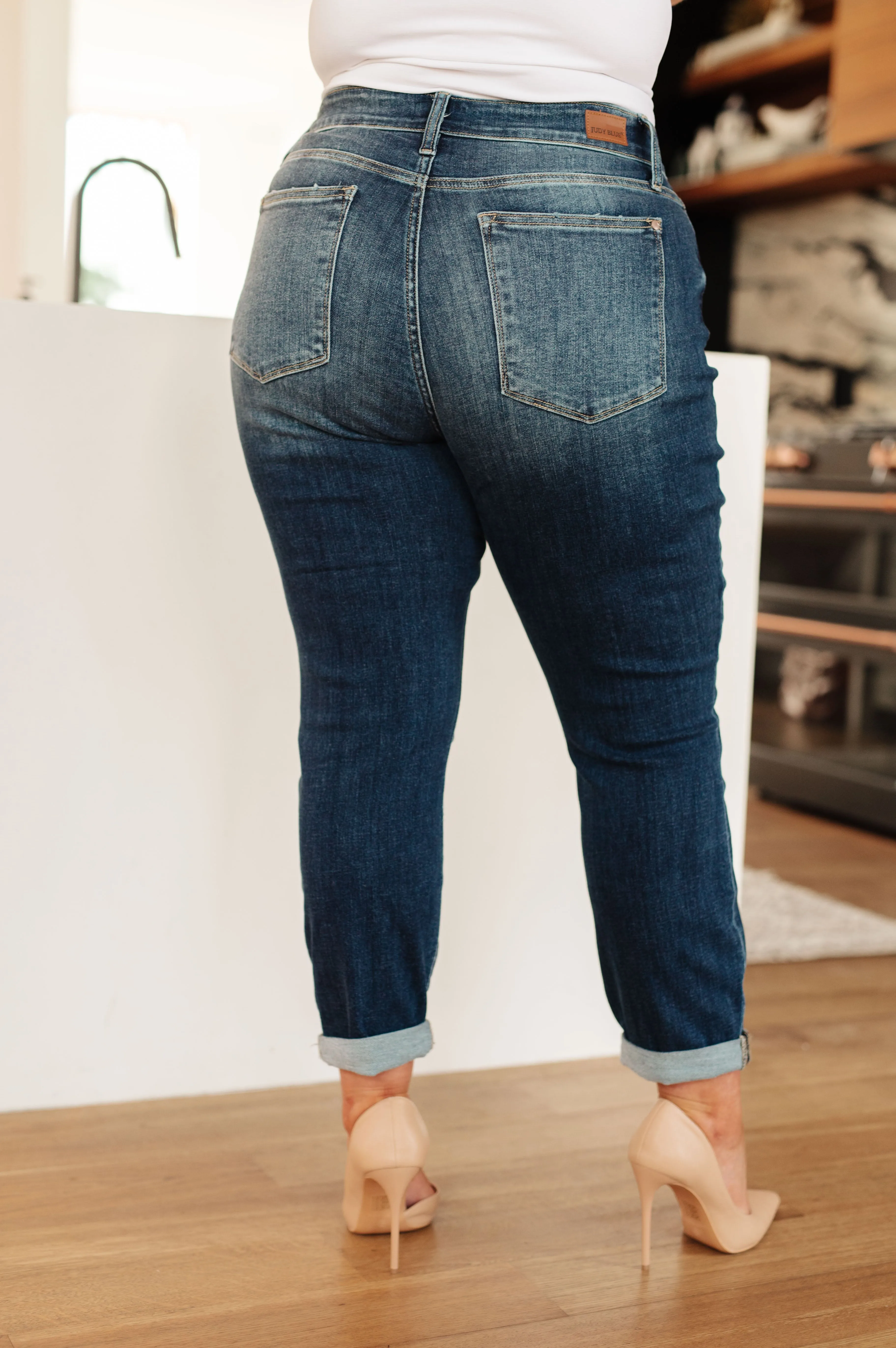 ONLINE EXCLUSIVE JUDY BLUE London Midrise Cuffed Boyfriend Jeans