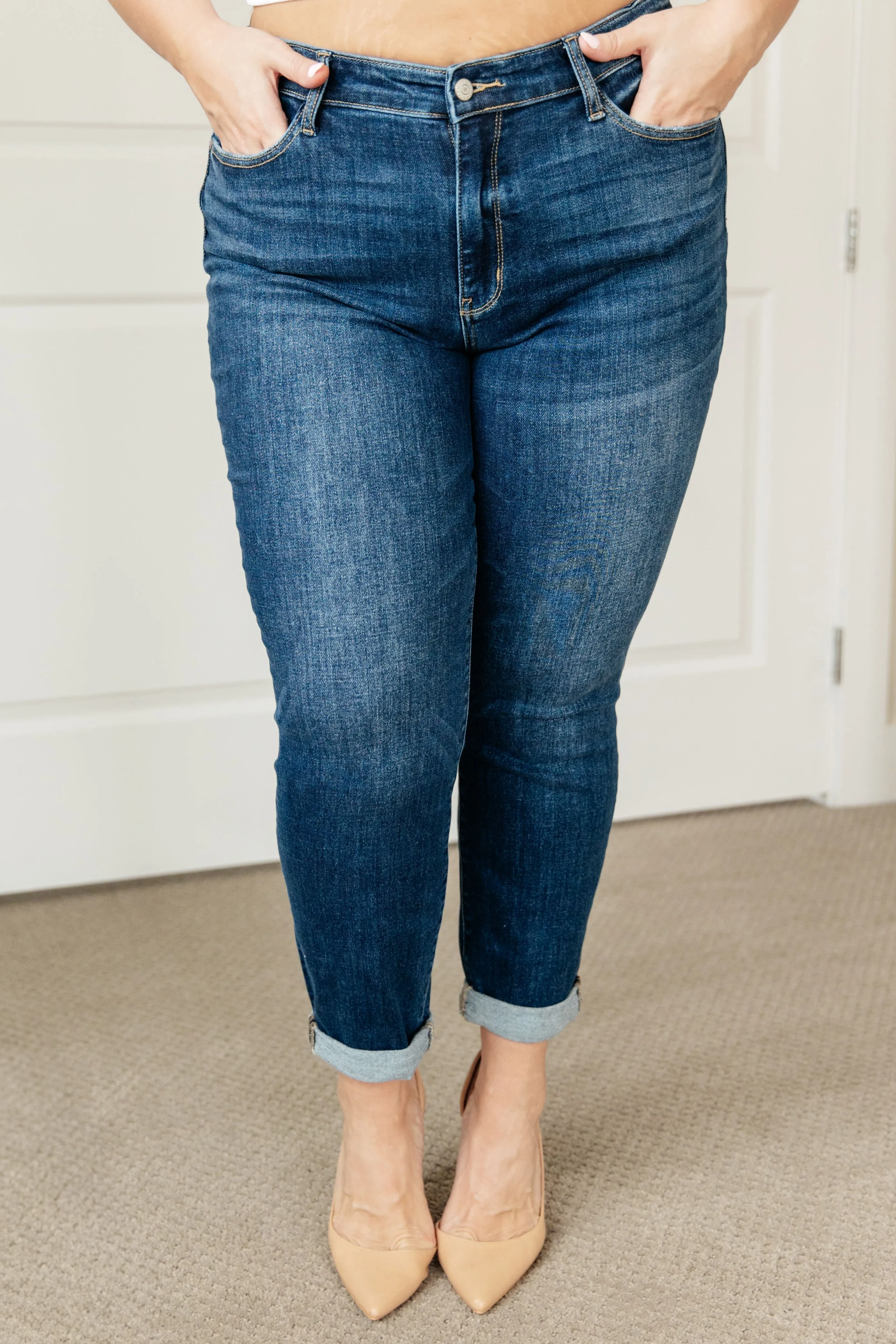 ONLINE EXCLUSIVE JUDY BLUE London Midrise Cuffed Boyfriend Jeans