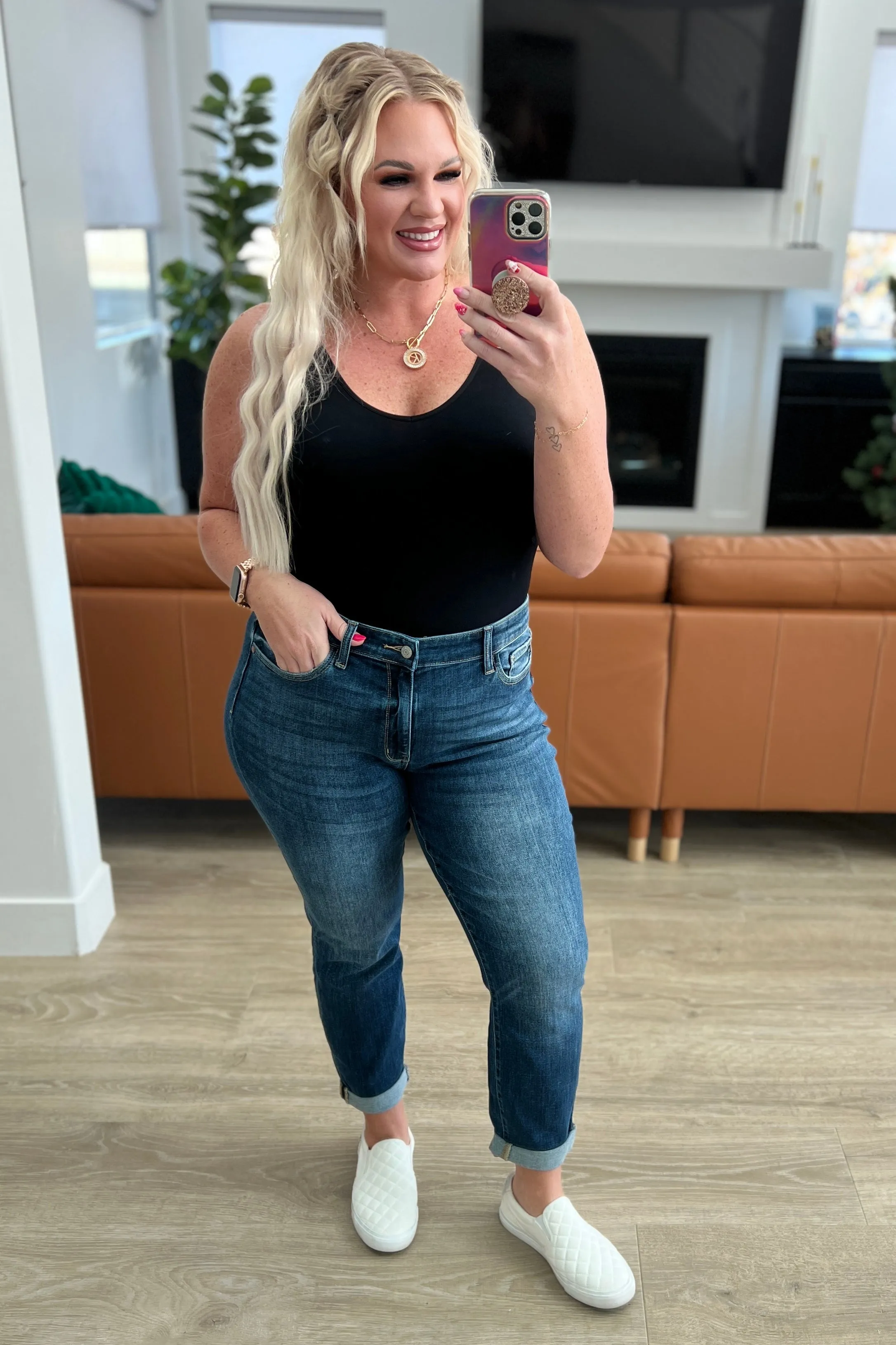 ONLINE EXCLUSIVE JUDY BLUE London Midrise Cuffed Boyfriend Jeans